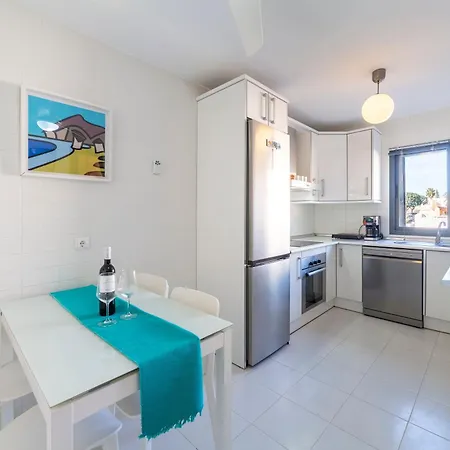 Casa Minuni بيت للعطل المرية